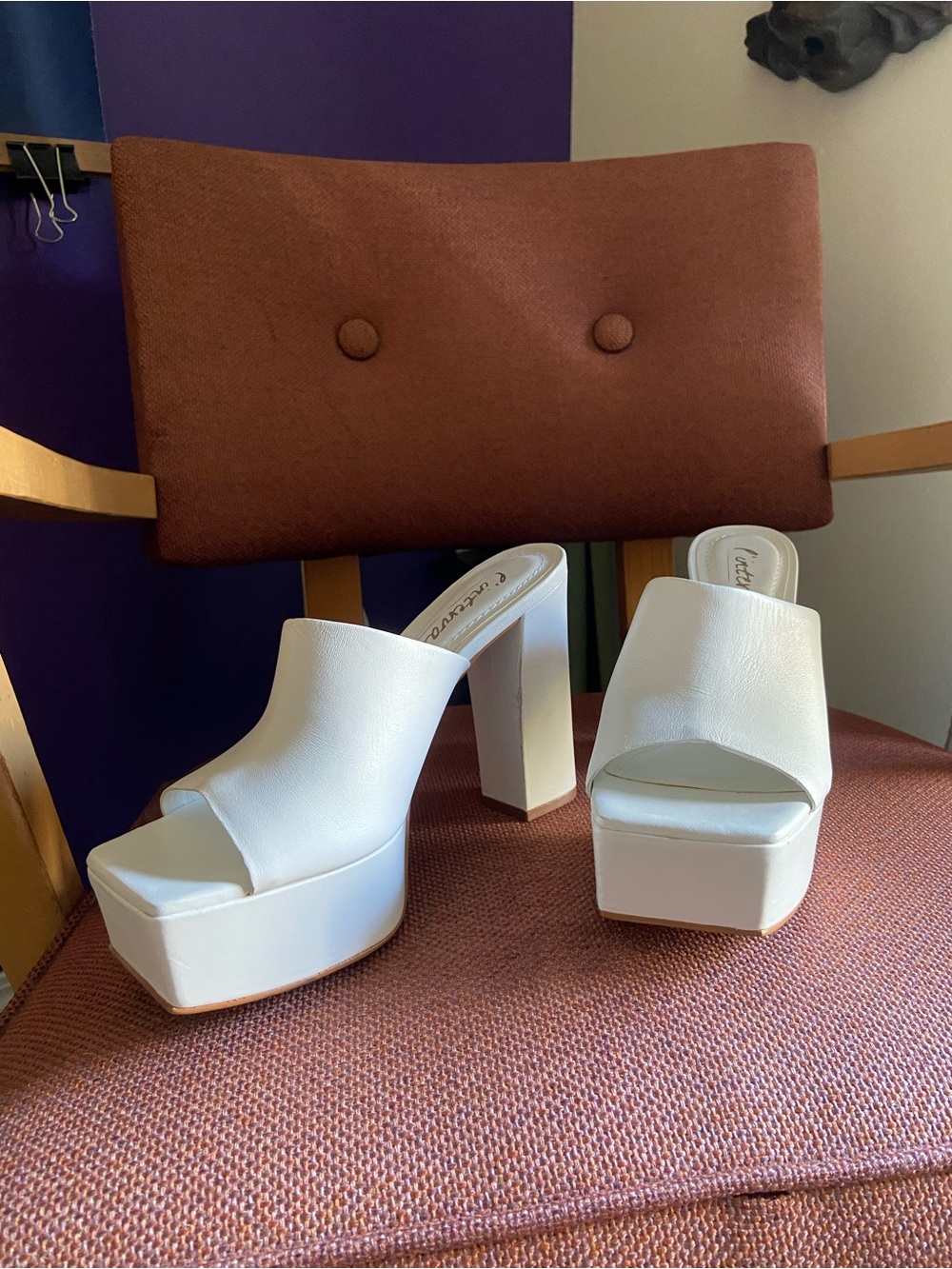 L'INTERVALLE White Square-Toe Block Heel Slide Sandals